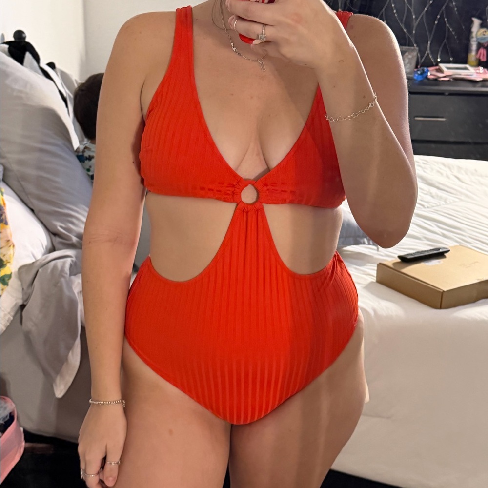 Aerie Red One Piece Swimsuit - Picture 4 of 4